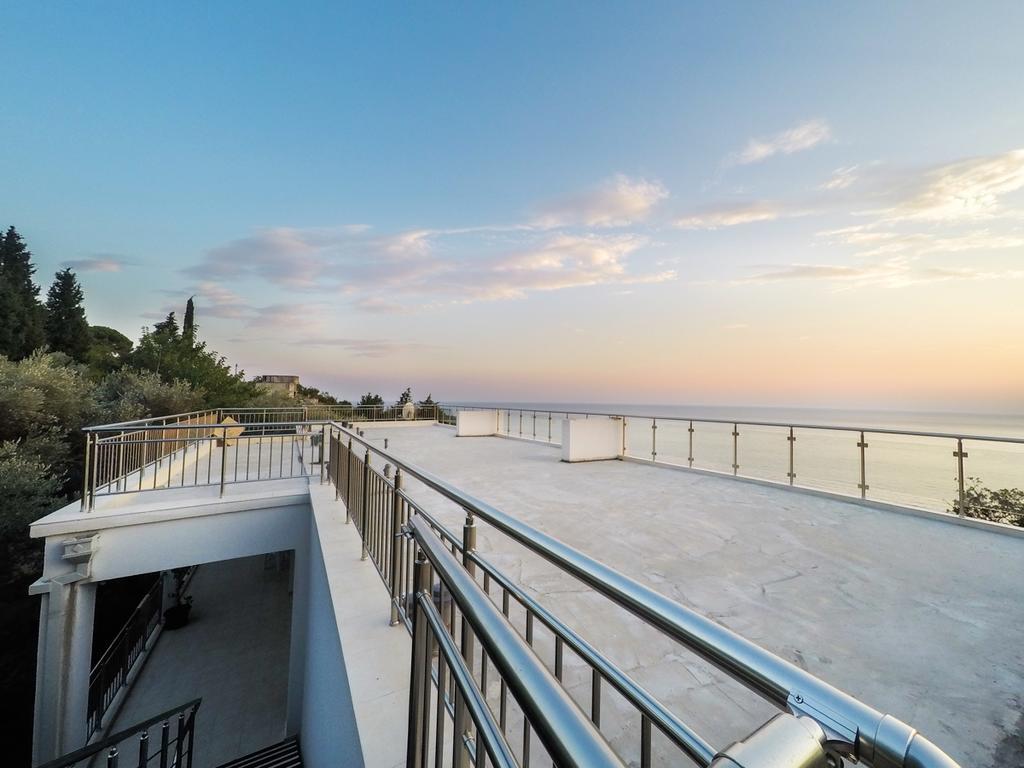 Apartment Superseaview Sutomore Rum bild