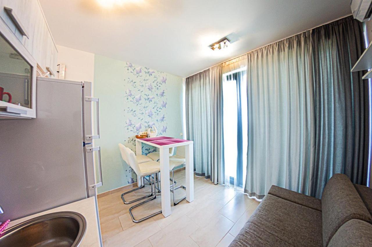 Apartment Superseaview Sutomore Rum bild