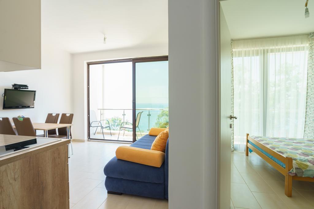 Apartment Superseaview Sutomore Exteriör bild